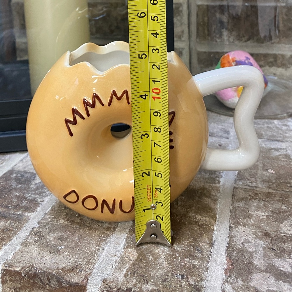 GLAZED CERAMIC DONUT Mug - Picture 6 of 6